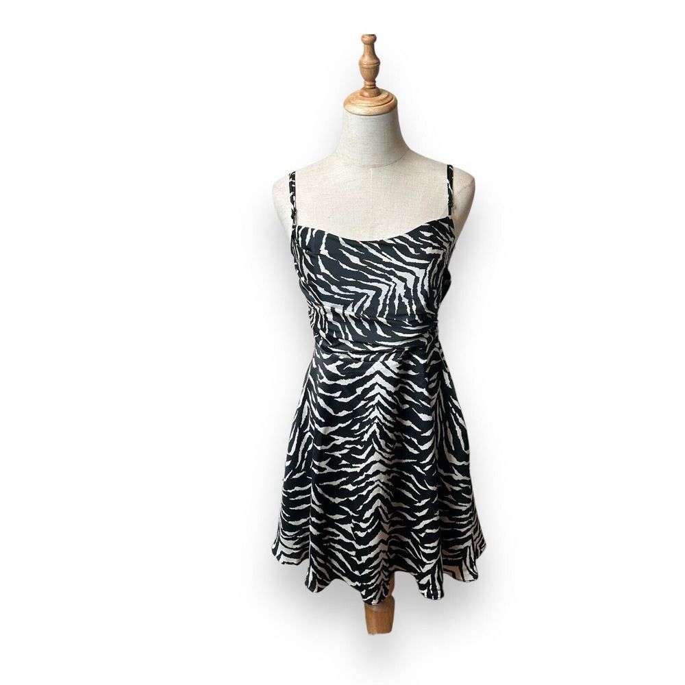 autumn adeigbo dress Womens 2 Jules Black White Tiger Spaghetti Strap Adjustable